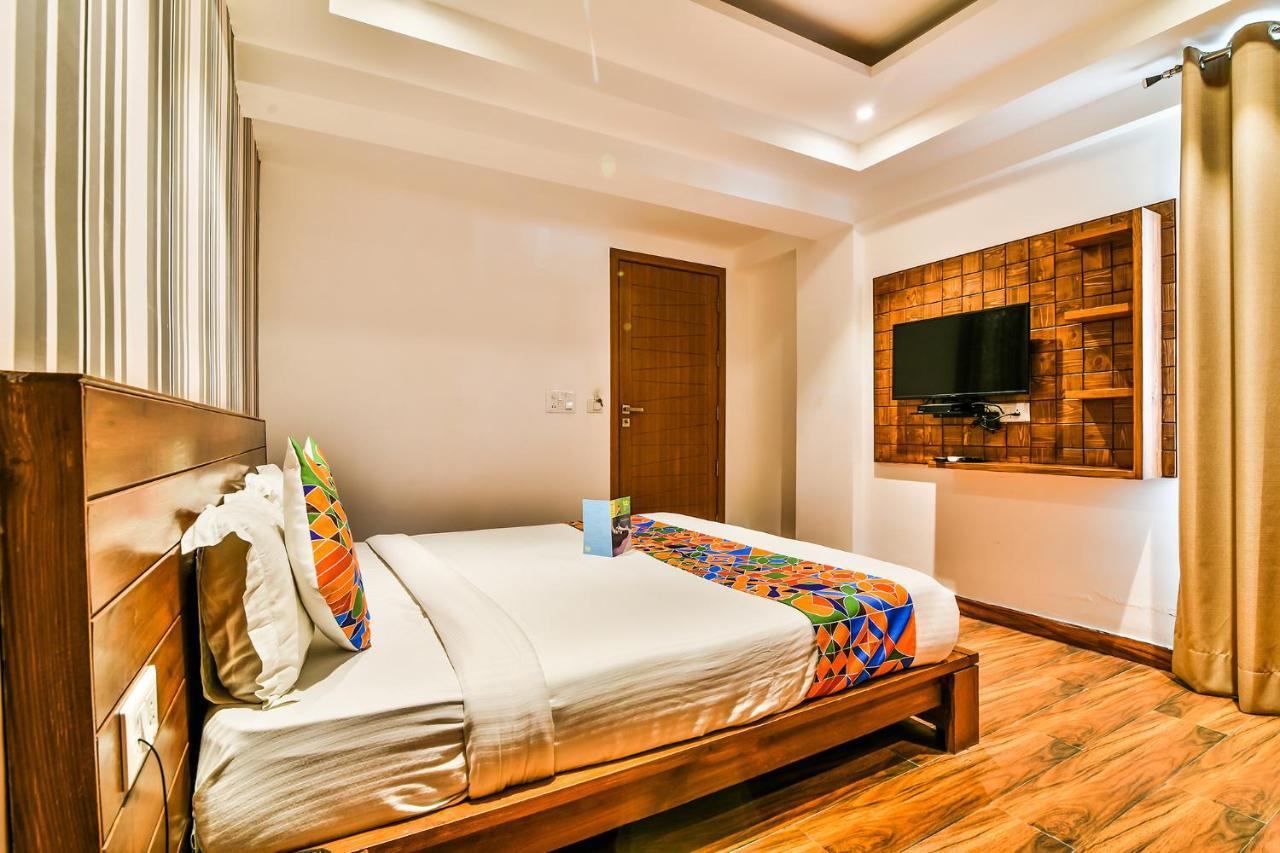 Fabhotel Comfort Dome Sector 45 グルガウン エクステリア 写真