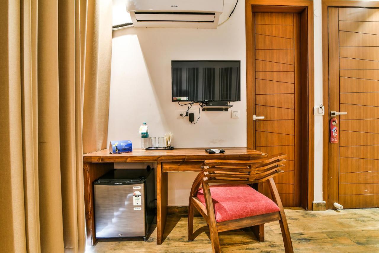 Fabhotel Comfort Dome Sector 45 グルガウン エクステリア 写真