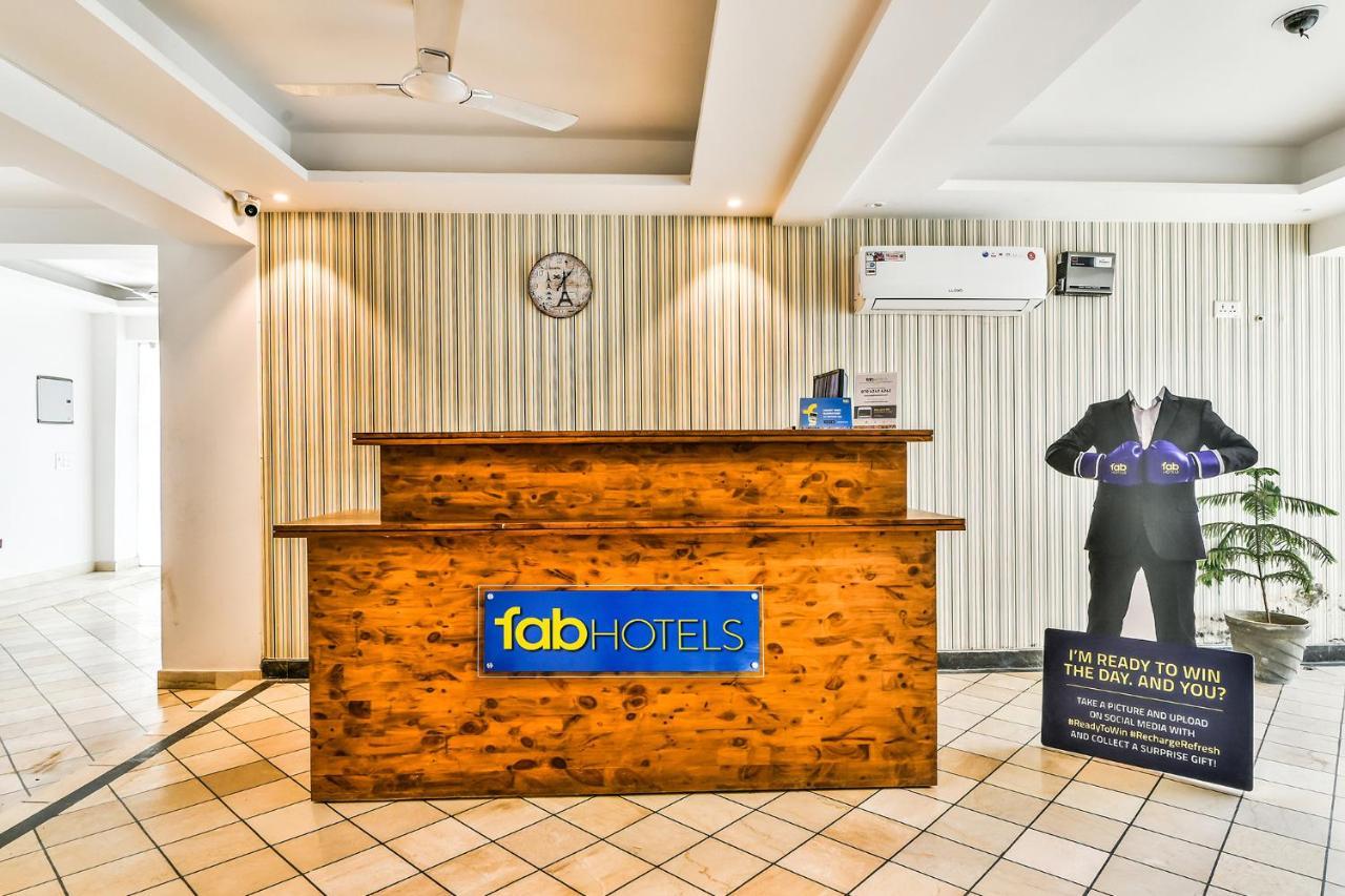 Fabhotel Comfort Dome Sector 45 グルガウン エクステリア 写真